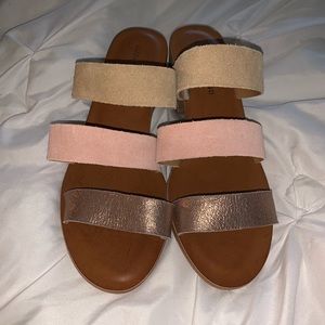 Lucky brand sandals tri color NWOT